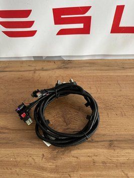 Проводка парктроників заднього бампера Tesla Model 3 18-1067959-00-E 1067959-00-E фото