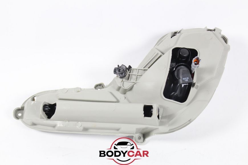 Туманка права ліва LED Hyundai Accent 2011- 92201-1R010 фото