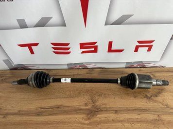 Піввісь передня права Tesla Model 3 AWD 2018-1536670-00-B 1536670-00-B фото