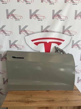 Двері передні права Tesla Model 3 18- 1081420-E0-C 1081420-E0-C фото